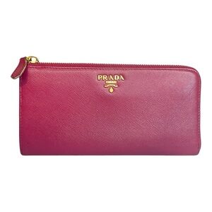 Prada Women's Pink Wallet